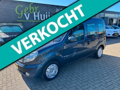 Renault Kangoo - 1.6-16V Privilège. INVALIDE VERVOER