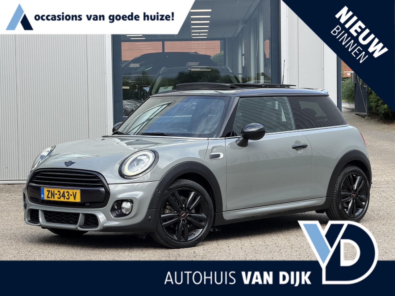 MINI 3-Deurs - 1.5 Cooper JCW | NL-auto/1e eign./Pano-schuifdak/harman&kardon/Apple Carplay - AutoWereld.nl