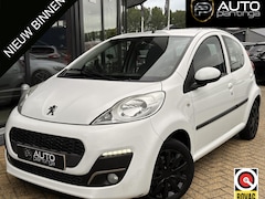 Peugeot 107 - 1.0 Active | NL AUTO | 2e Eigenaar | Trekhaak | Airco | Led Dagrij | Premium Pack | 2 Sleu