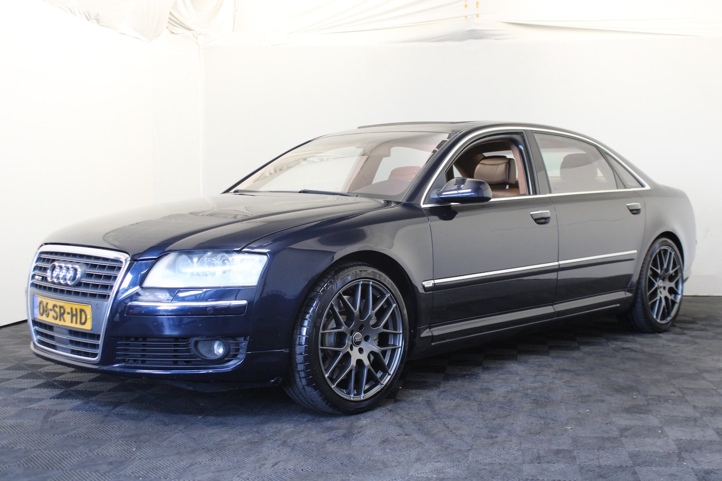Audi A8 - 6.0 quattro Lang Pro Line 6.0 quattro Lang Pro Line - AutoWereld.nl