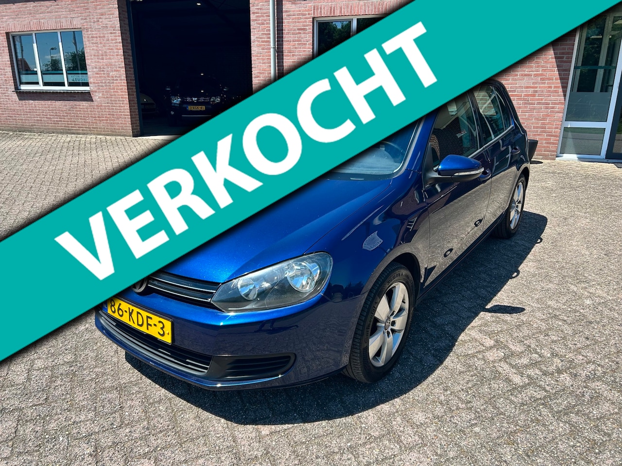 Volkswagen Golf - 1.4 TSI Comfortline // APK 21-1-2027 - AutoWereld.nl