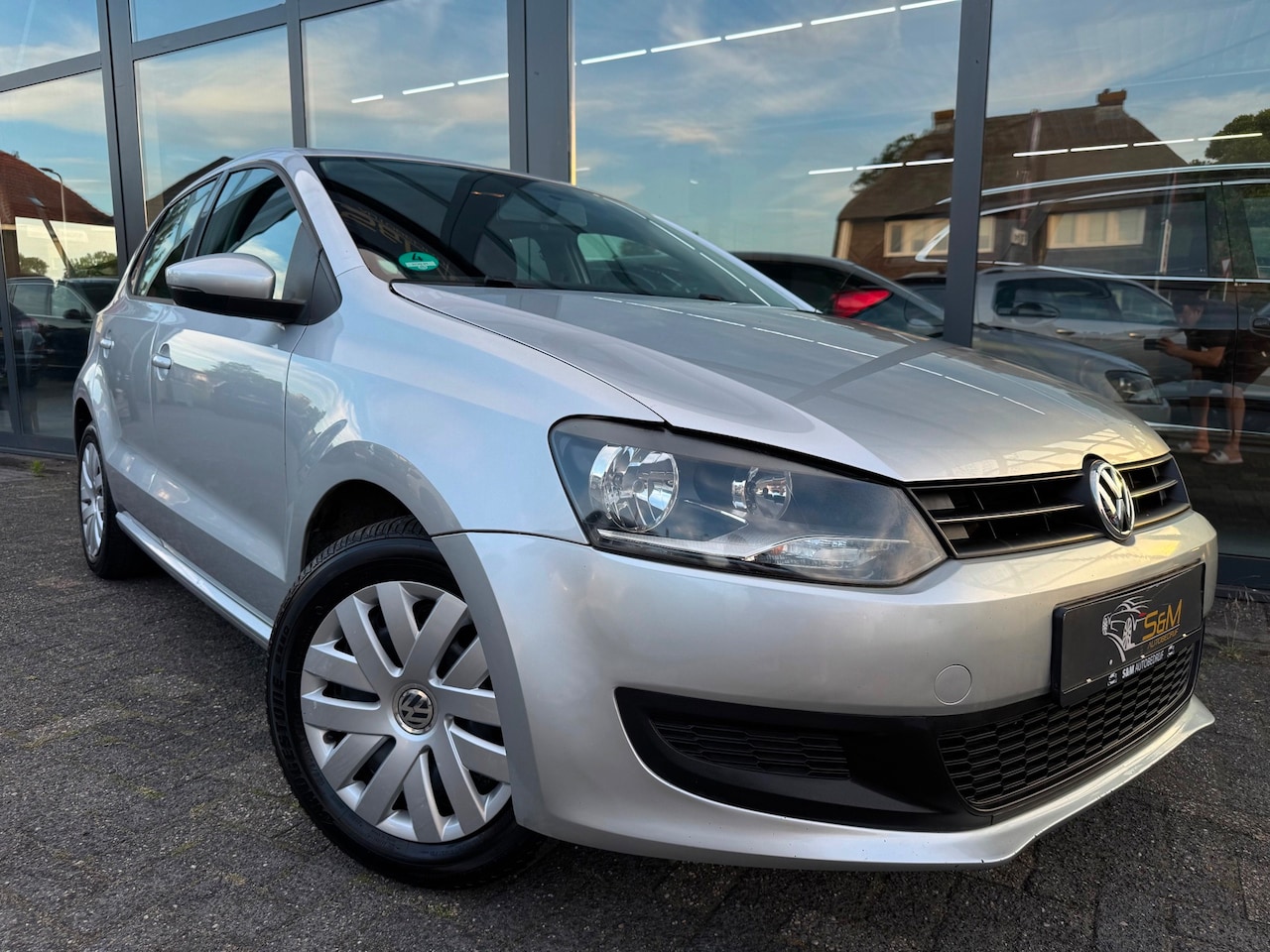 Volkswagen Polo - 1.4-16V Comfortline | Trekhaak | CarPlay - AutoWereld.nl
