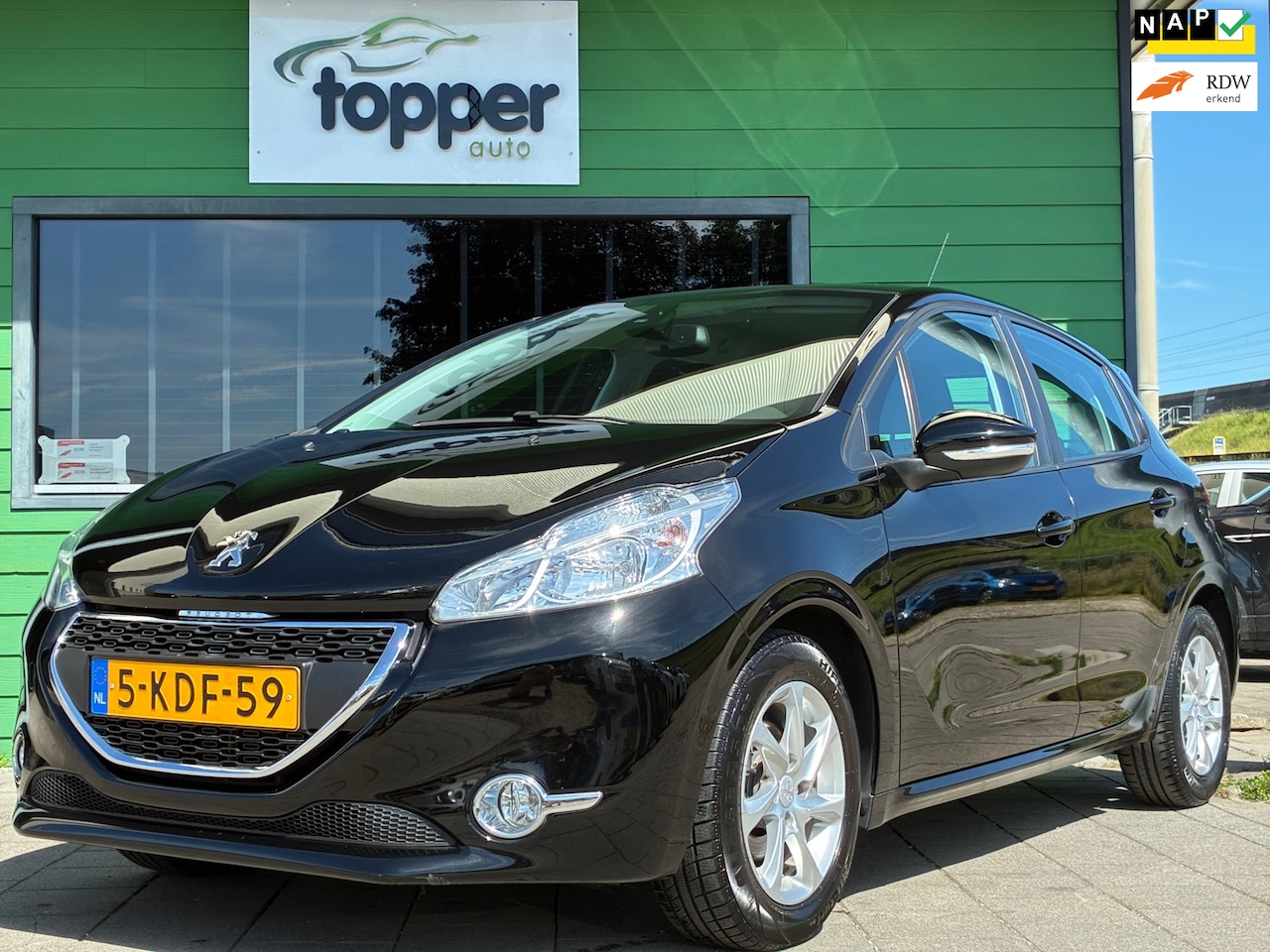 Peugeot 208 - 1.2 VTi Envy|2e Eigenaar|CruiseControl|Climatronic|PDC - AutoWereld.nl
