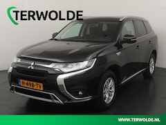 Mitsubishi Outlander - 2.4 PHEV Pure | Parkeercamera | Apple Carplay/Android Auto | Stoelverw. |