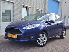 Ford Fiesta - 1.0 Airco-Cruise-Navigatie-Pdc-Led-Sportvelgen