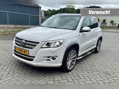 Volkswagen Tiguan - 2.0 TSI SportenStyle 4Motion R-LINE LEER PANORAMA 200PK