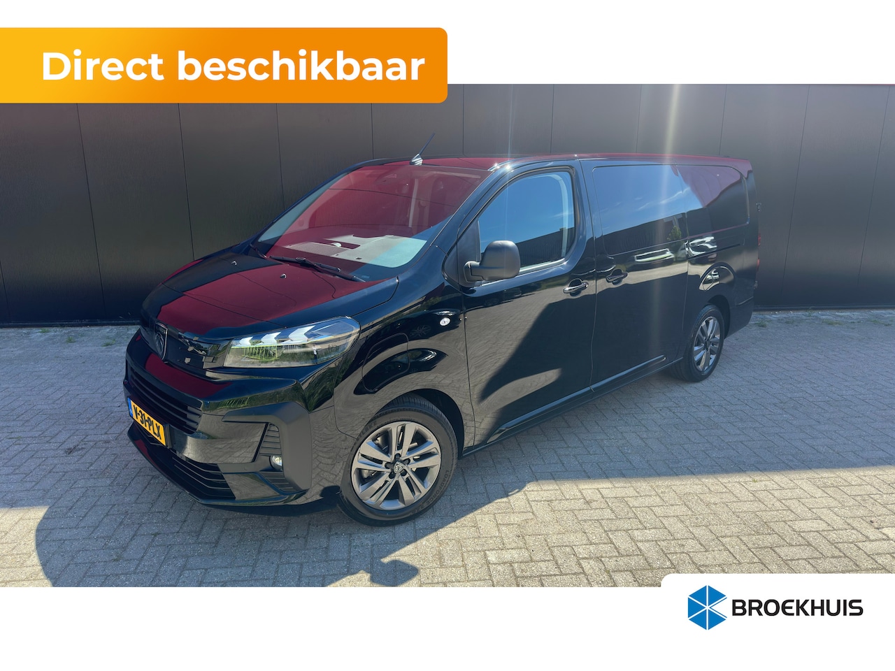 Peugeot e-Expert - EV L3 DC 75 kWh | Achterbank 3-persoons | Achteruitrijcamera | Airco - AutoWereld.nl