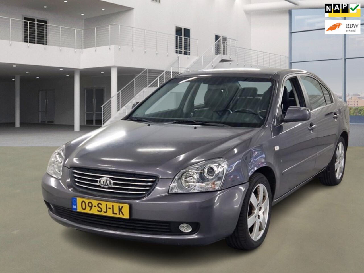 Kia Magentis - 2.7 V6 X-clusive 2.7 V6 X-clusive - AutoWereld.nl