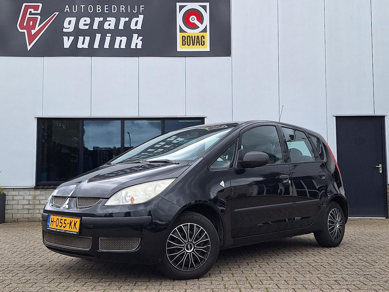 Mitsubishi Colt - 1.3 Inform 5-deurs APK tot 27-02-2027. - AutoWereld.nl