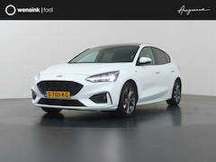 Ford Focus - 1.0 EcoBoost St Line | Trekhaak | Panoramadak | Winterpakket | Cruise Control Adaptief | P