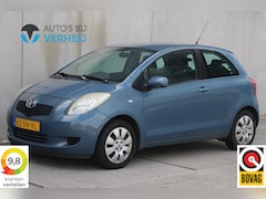 Toyota Yaris - 1.0 VVTi Sol / RADIO / GOED ONDERHOUDEN