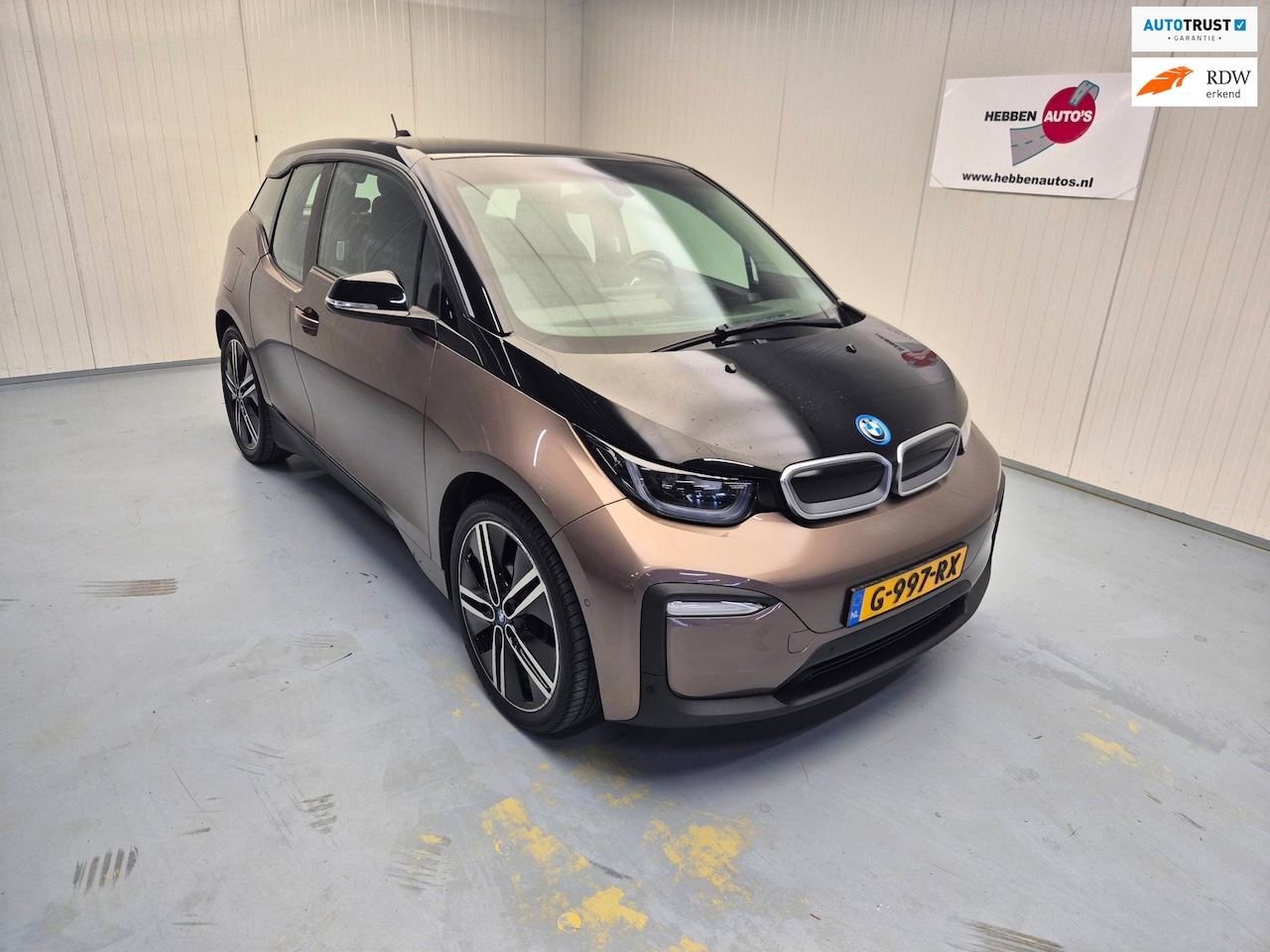 BMW i3 - Executive Edition 120Ah 42 kWh Navi Camera Ecc Cruise Alu - AutoWereld.nl