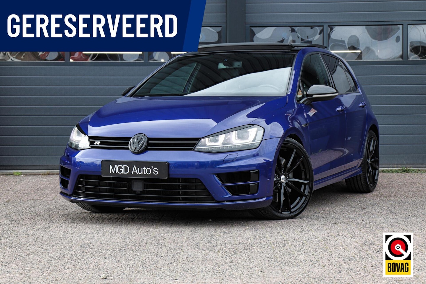 Volkswagen Golf - 2.0 TSI R 4Motion 300PK|XENON|PANODAK|CAMERA|ACC|CARPLAY|STOELVERW.| - AutoWereld.nl