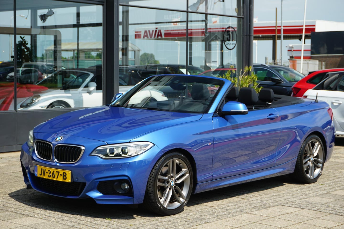 BMW 2-serie Cabrio - 220i High Executive | M pakket | Groot navi - AutoWereld.nl
