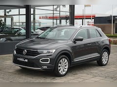 Volkswagen T-Roc - 1.5 TSI Sport | ACC | digi cockpit | LED