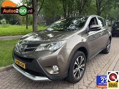 Toyota RAV4 - 2.0 Executive Business 4WD I Automaat I navi I camera I trekhaak I mooie auto I rijklaar I