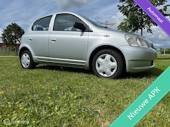 Toyota Yaris - 1.3-16V VVT-i Sol 5 DEURS AUTOMAAT