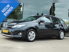 Toyota Auris - 1.8 HYBRID ASPIRATION | NAVI | CAMERA | TREKHAAK | CLIMATE