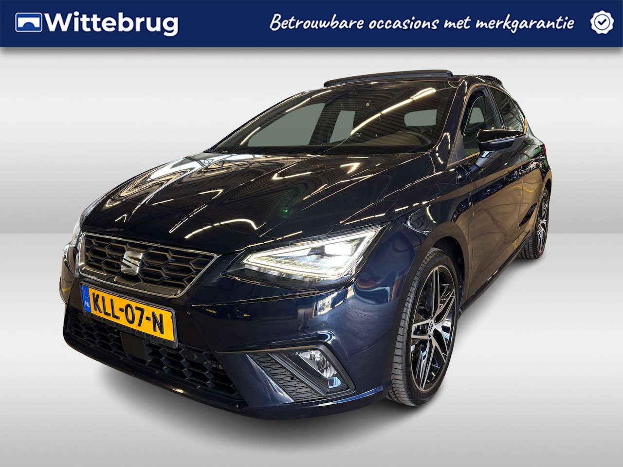 SEAT Ibiza - 1.5 TSI FR 150pk Digital Cockpit / 18"LM velgen / Panoramadak / LED verlichting / Navigat - AutoWereld.nl