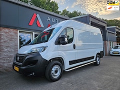 Fiat Ducato - 30 2.2 MultiJet L2H2 Trekhaak Camera Carplay Dealer Onderhouden Airco/Clima Cruise Control