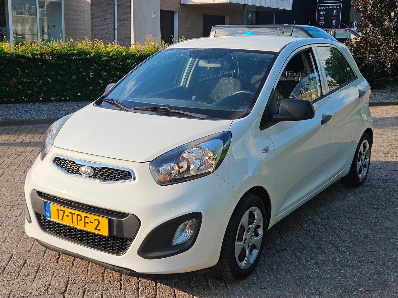 Kia Picanto - 1.0 CVVT Comfort Pack 1.0 CVVT Comfort Pack - AutoWereld.nl