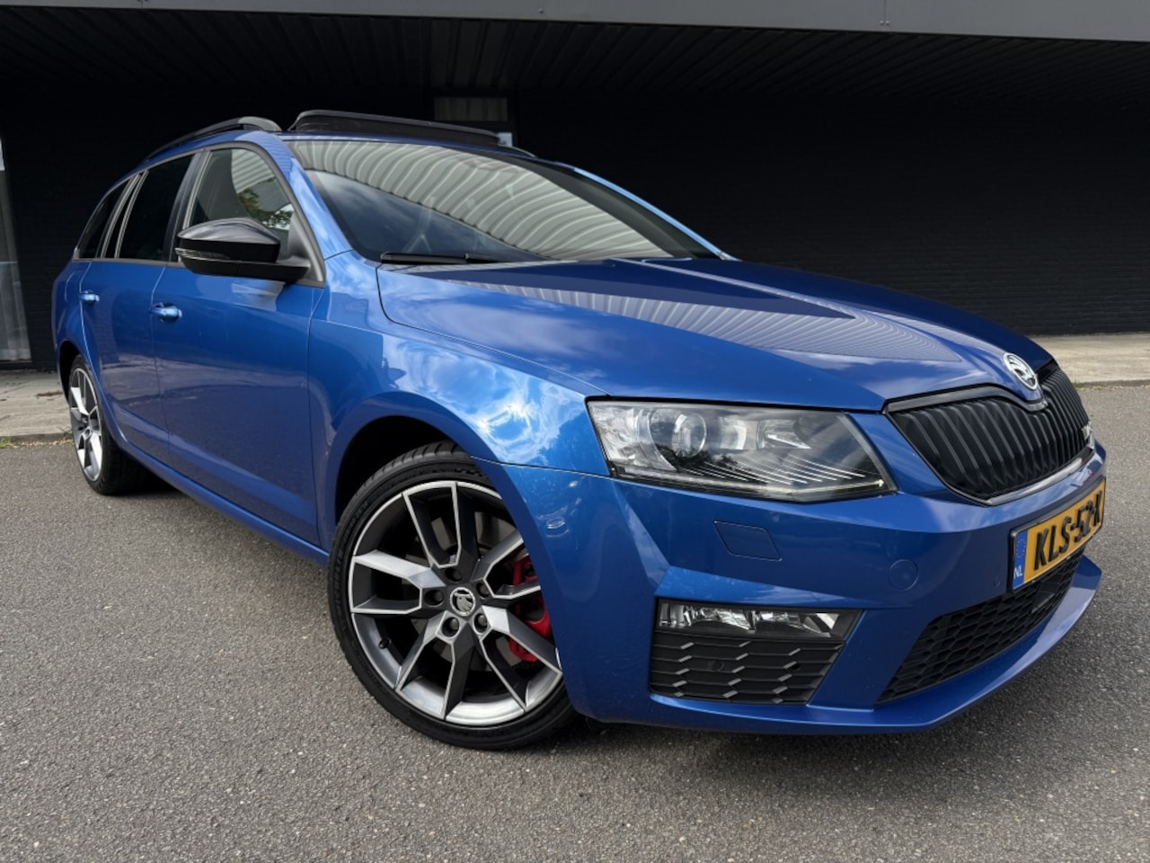 Skoda Octavia Combi - 2.0 TSI RS - Dealer onderhouden - Full optie - - AutoWereld.nl