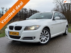 BMW 3-serie Touring - 318i High Executive / Automaat / Panorama dak / Goed onderhouden / Climate Control / Stoel