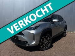 Toyota Yaris Cross - 1.5 Hybrid 130 Dynamic | Trekhaak | Adaptive | LED | 17'' Lichtmetalen velgen | Navigatie