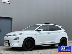 Hyundai Kona Electric - EV Premium 64 kWh - luxe uitvoering - SOH 90%