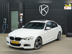 BMW 3-serie - 320i M Sport Edition LED/PANO/SPORT CHASSIS/STOELVERW/NAVI PRO/LICHT PAKK/