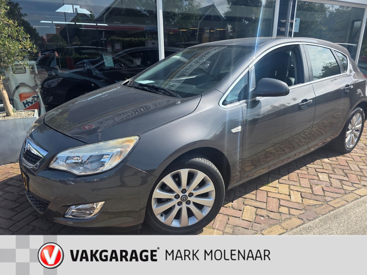 Opel Astra - 1.4 Cosmo 1.4 Cosmo,trekhaak - AutoWereld.nl