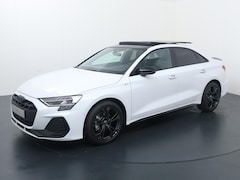 Audi A3 Limousine - 30 TFSI S edition 116 pk S-tronic | 18" Velgen lichtmetaal | Elektrisch Panoramadak | Carb