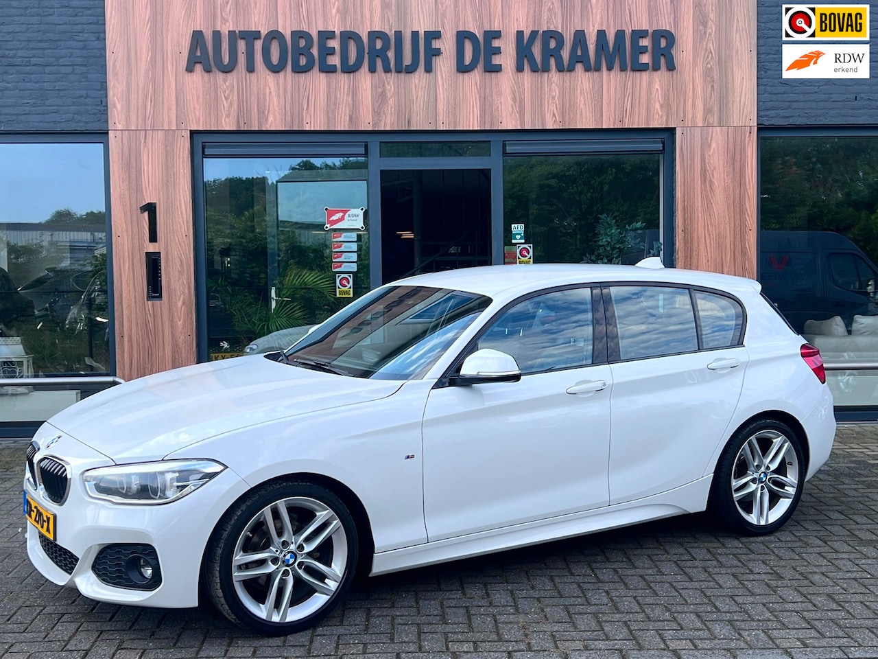 BMW 1-serie - 118i Centennial High Executive 118i Centennial High Executive - AutoWereld.nl