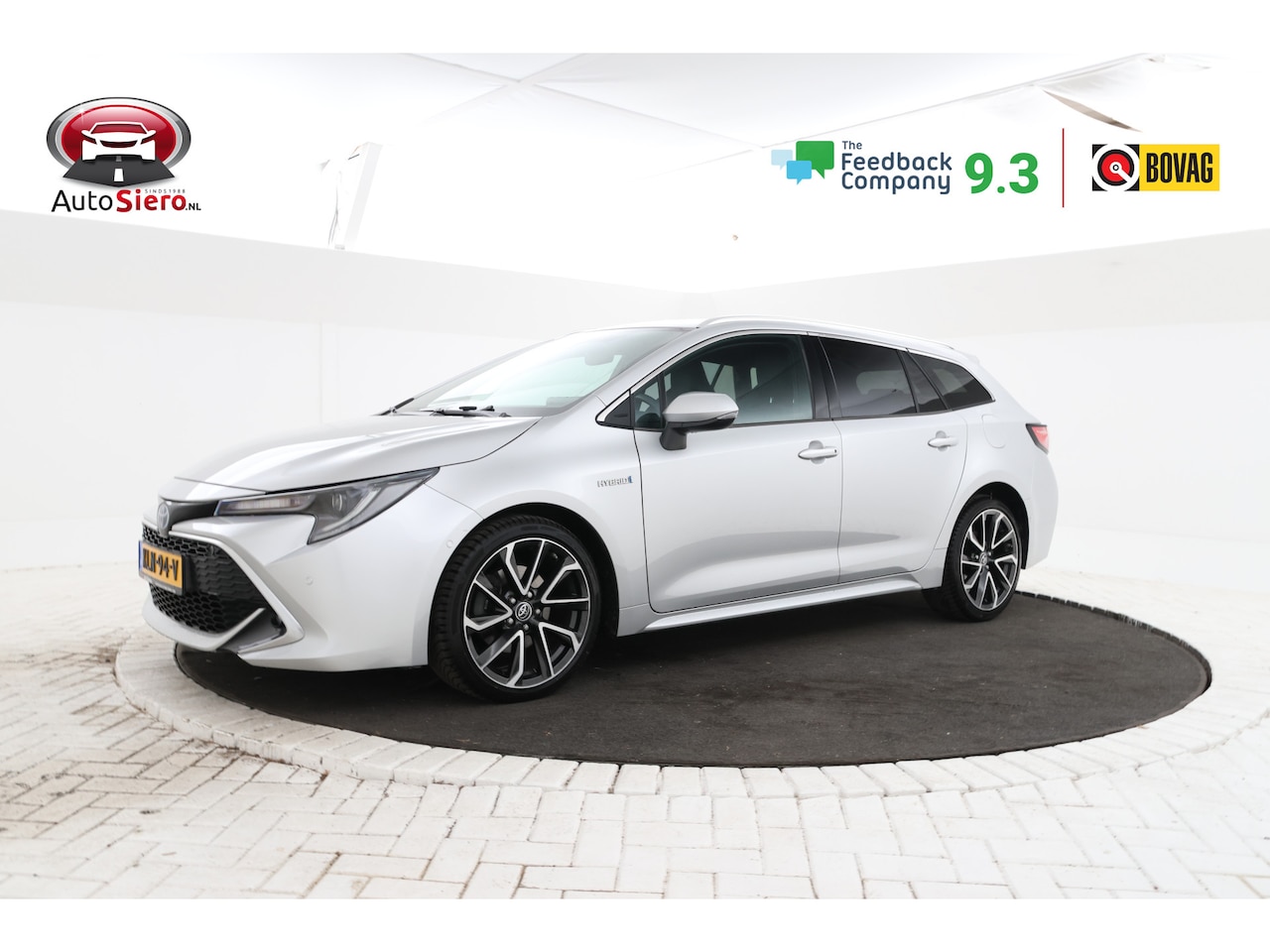 Toyota Corolla Touring Sports - 2.0 Hybrid Premium 2.0 Hybrid Premium 184pk, Navigatie, Climtae - AutoWereld.nl