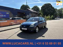 Renault Clio - 1.6-16V Dynamique Luxe Airco Trekhaak NIEUWE APK