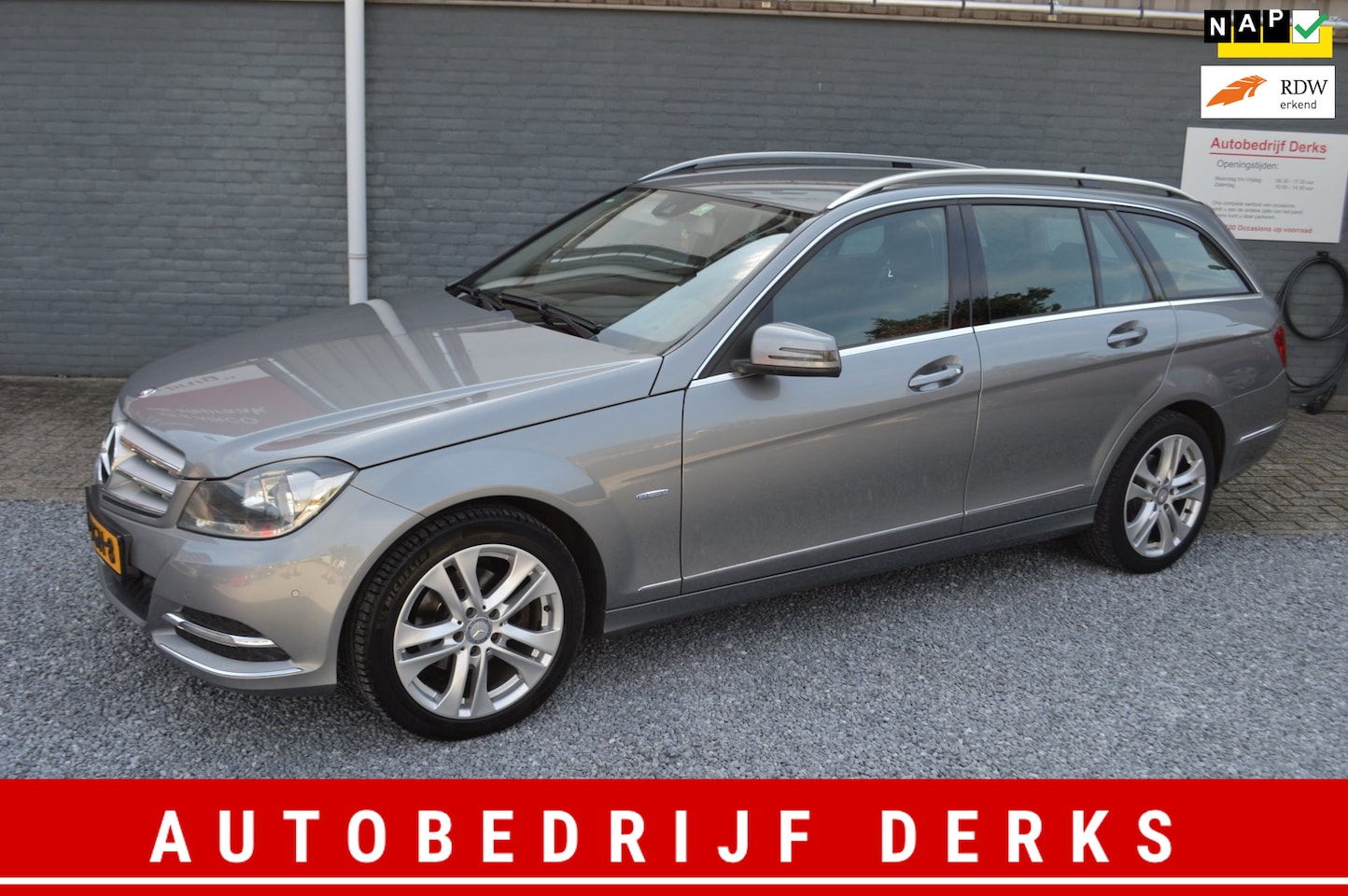 Mercedes-Benz C-klasse Estate - 180 Business Class Avantgarde | AUT | Navi|1Ste Eigenaar | Nieuwstaat | Leer | PDC - AutoWereld.nl