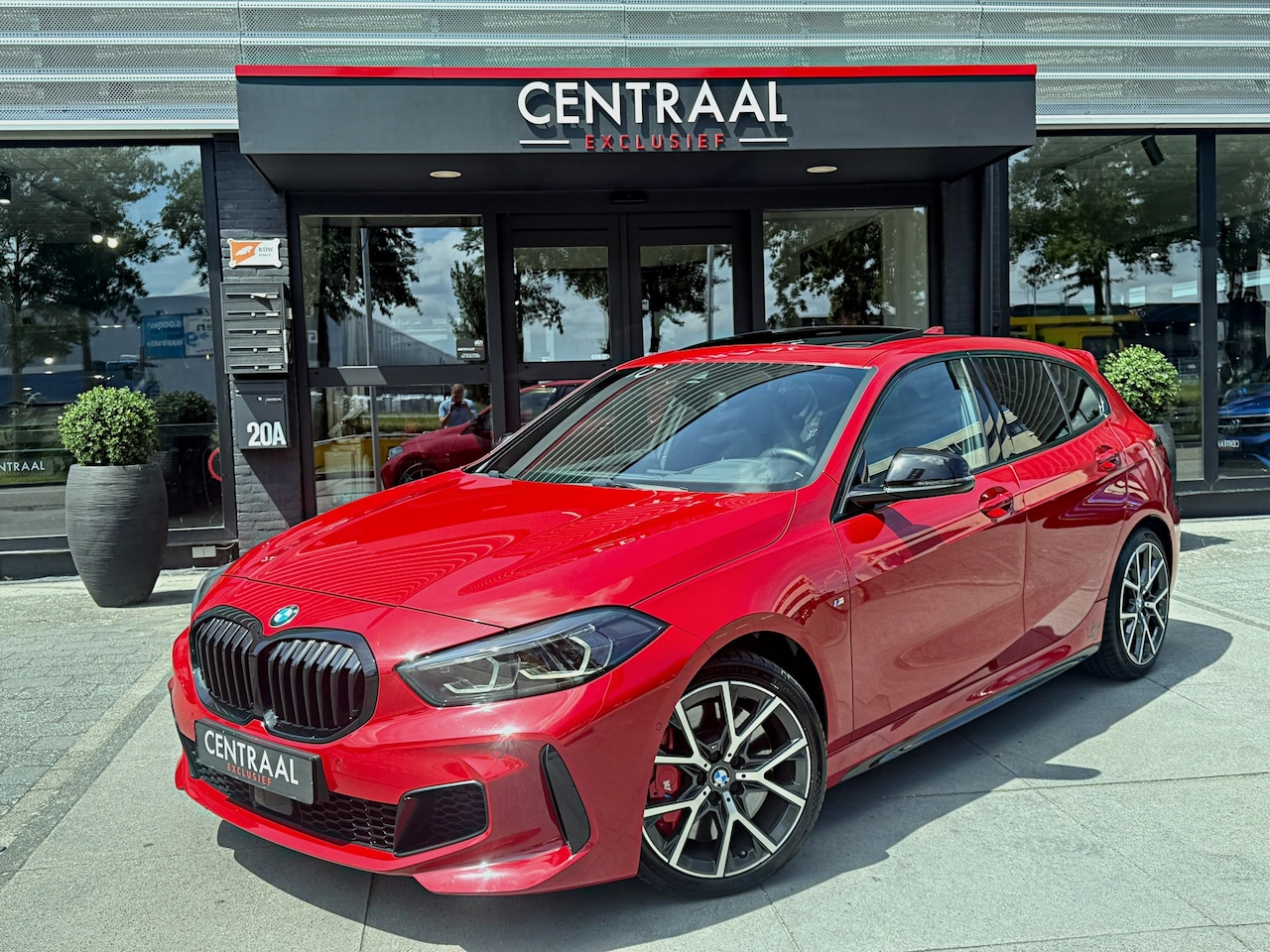 BMW 1-serie - 128ti High Exe M-Sport Pano|265PK|Harman&Kardon|Carplay|Memory|Leder|Keyless - AutoWereld.nl