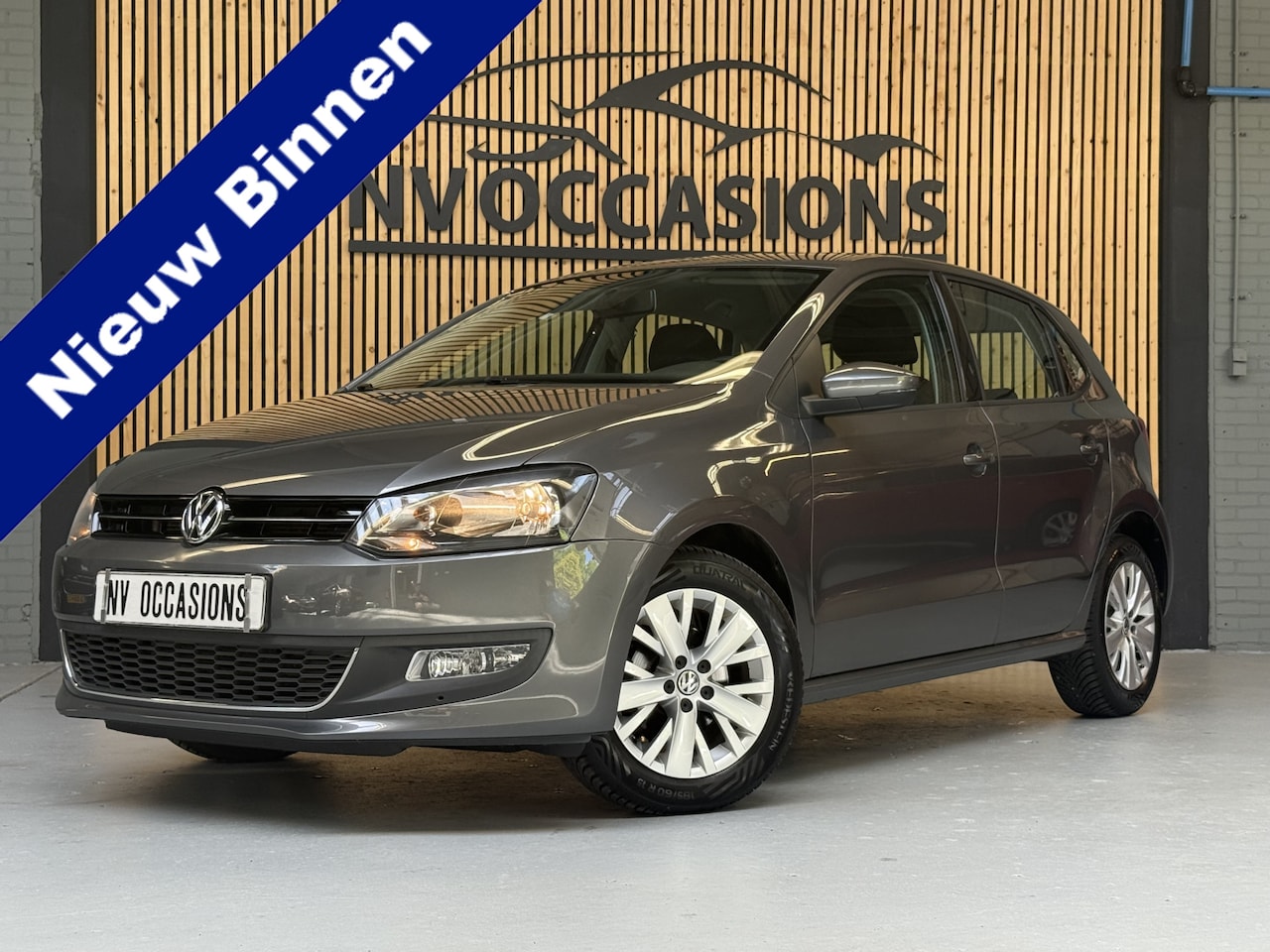 Volkswagen Polo - 1.2 TSI BlueMotion Edition+ CRUISE/107DKM/NAP/TREKHAAK/15"VELGEN! - AutoWereld.nl