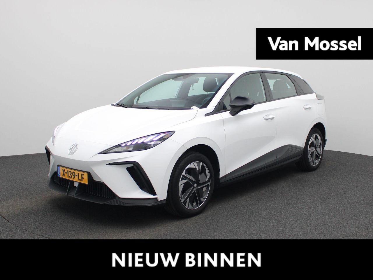 MG MG4 Electric - Standard 51 kWh | Apple Carplay / Android Auto | Lichtmetalen Velgen | - AutoWereld.nl