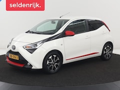 Toyota Aygo - 1.0 VVT-i x-joy | Trekhaak | Camera | DAB | Automaat | Carplay | Climate control | Cruise