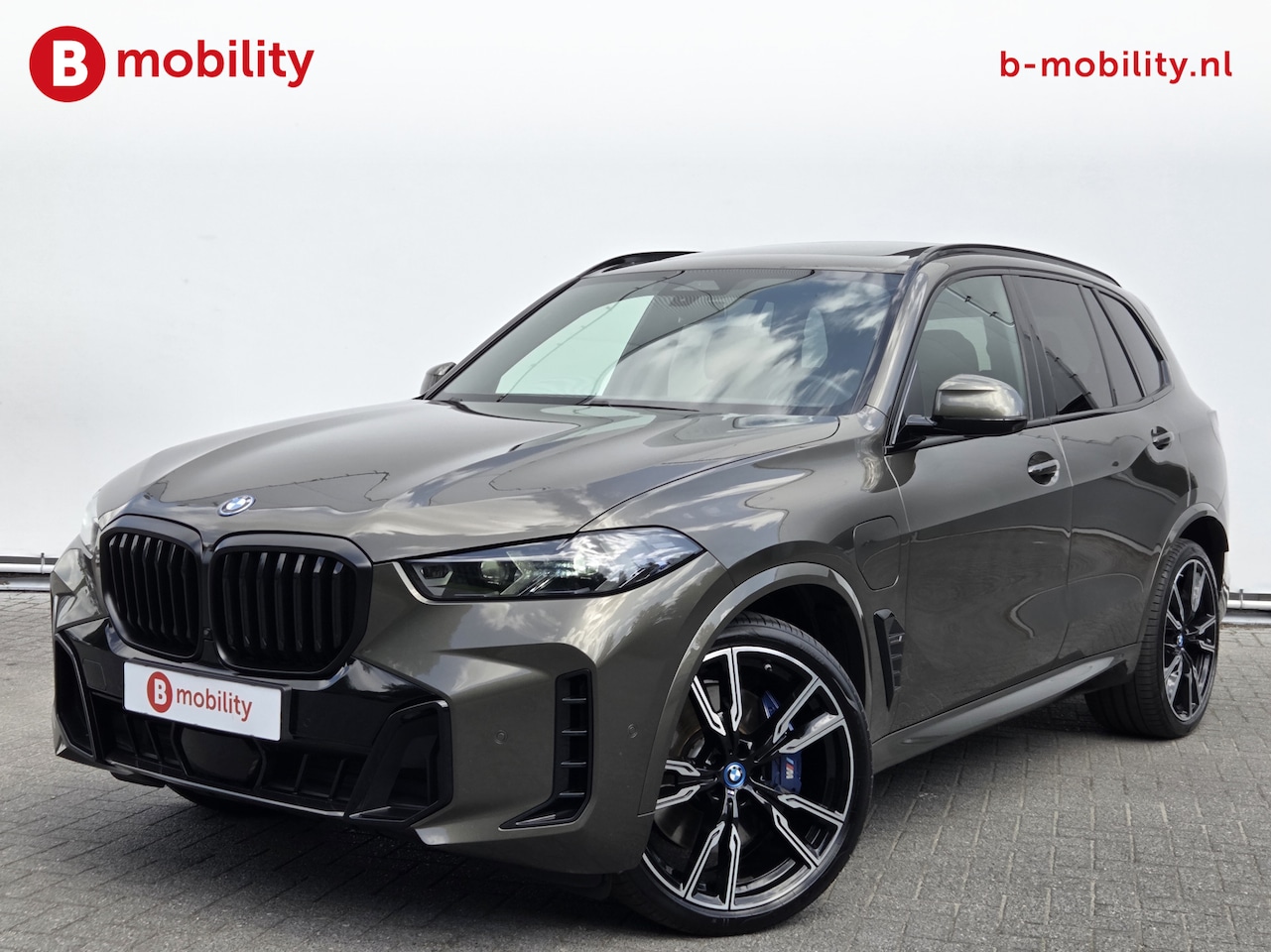 BMW X5 - xDrive50e M-Sport Pro 'MANHATTAN' Bowers-Wilkins NL Auto! | Soft Close | Innovatiepakket | - AutoWereld.nl