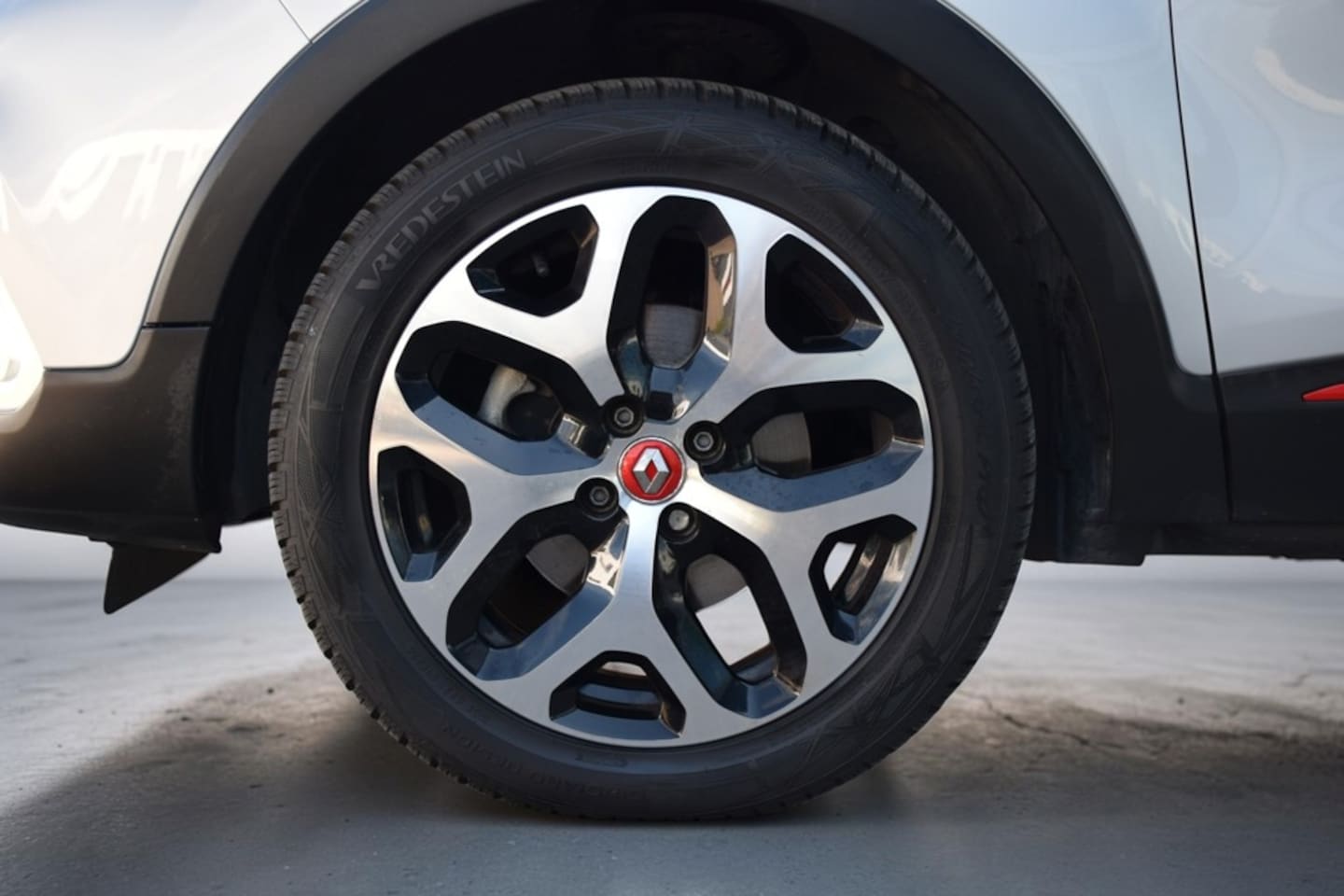 Renault Captur - 1.3 TCe Intens 1.3 TCe Intens, Automaat, Navigatie, Parkeercamera, Cruise, Connected services