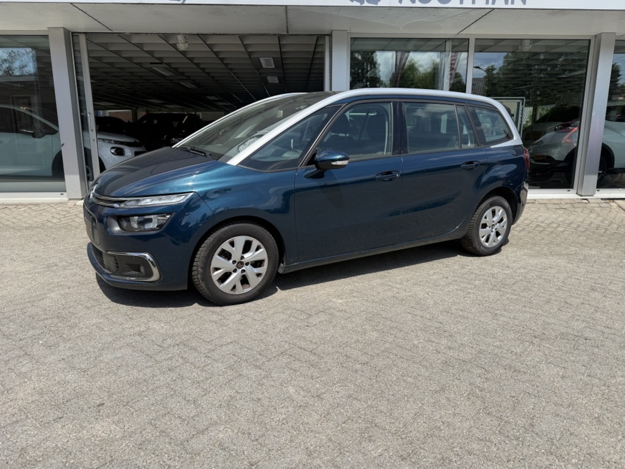 Citroën Grand C4 SpaceTourer - 1.2 PureTech Feel | 130pk | Automaat - AutoWereld.nl