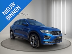 Volkswagen T-Roc - 1.5 TSI Sport R-Line | Pano | Digitaal Dash | 18"| Led | Navi | Trekhaak |