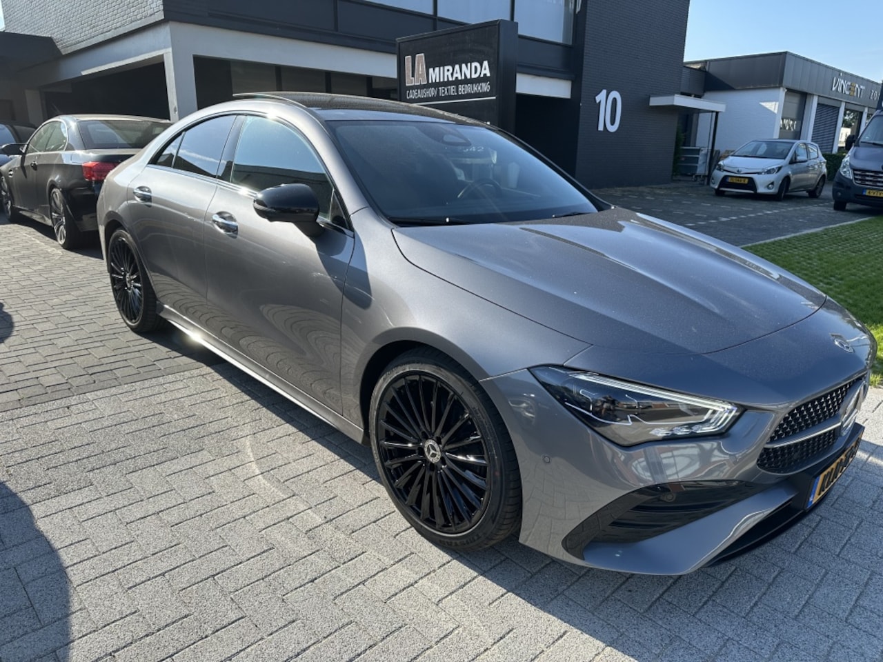 Mercedes-Benz CLA-Klasse - 180 Star Edition AMG Line Plus 180 Star Edition AMG Line Plus - AutoWereld.nl