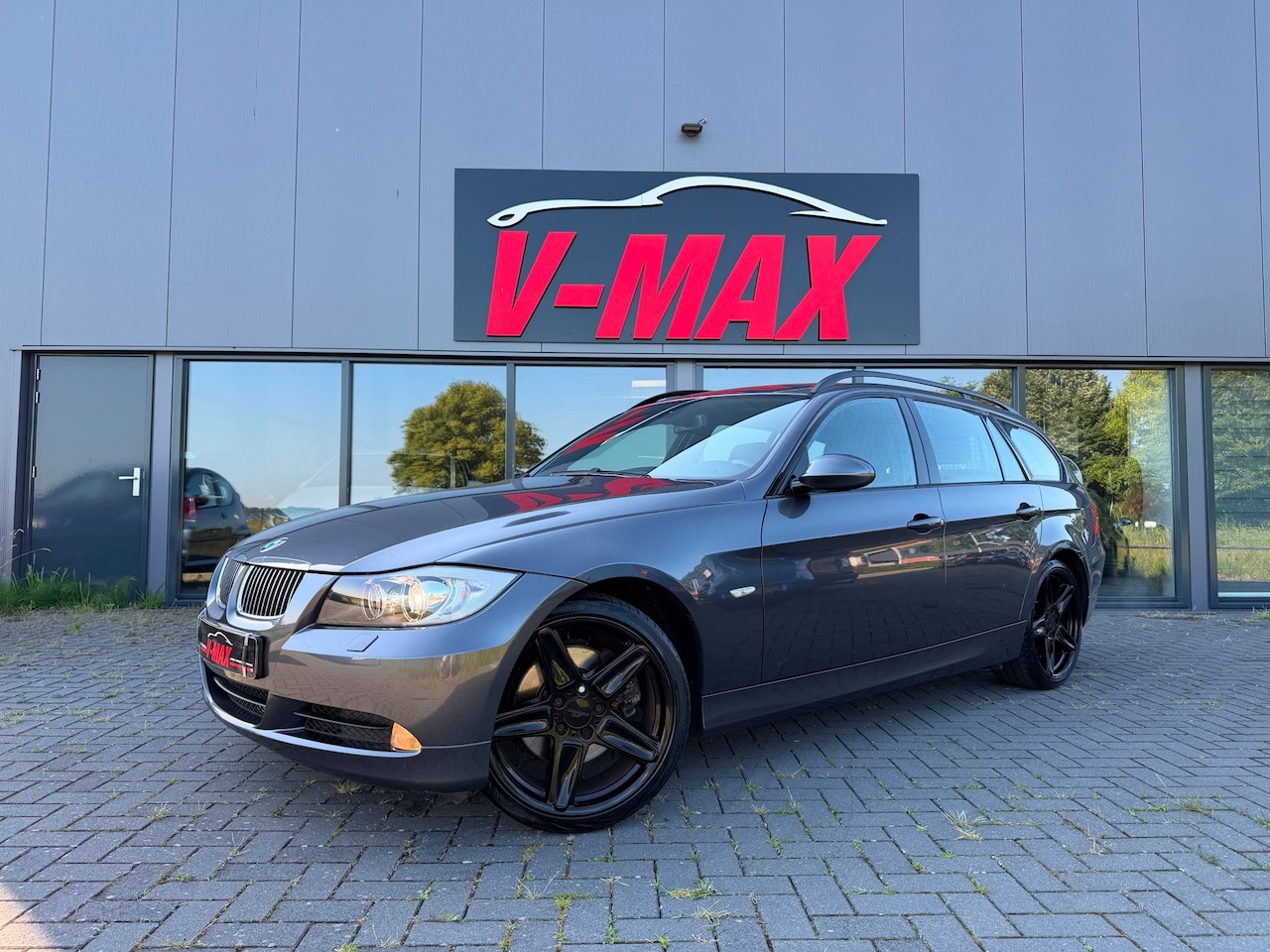 BMW 3-serie Touring - 325XI AUT NaviProf Xenon Leder Sportint. Stoelvw - AutoWereld.nl