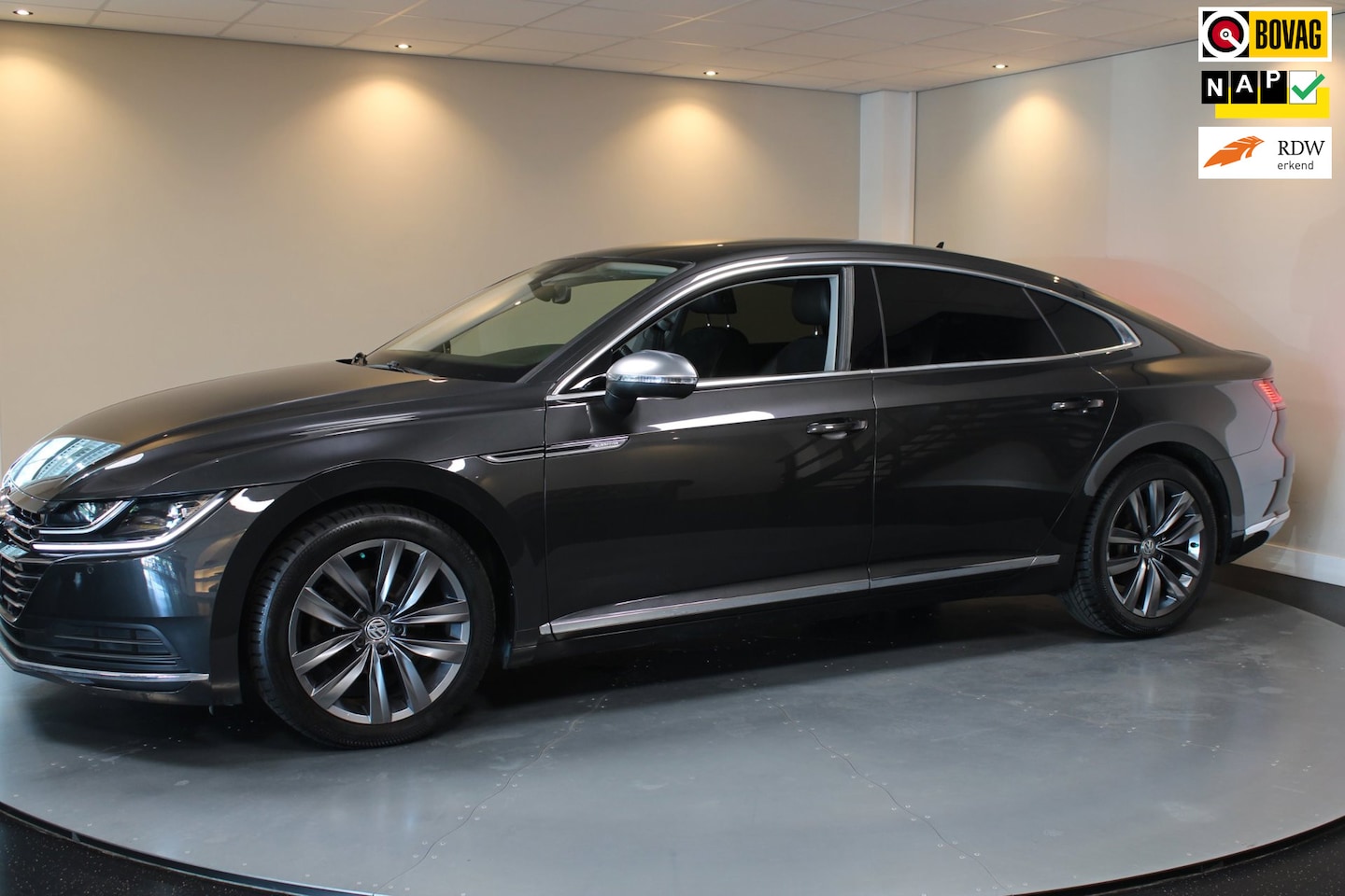 Volkswagen Arteon - 1.5 TSI Elegance Business *Alcantara* Virtual|Stoelverw.|Carplay|Camera|Navi|Adapt.Cruise| - AutoWereld.nl
