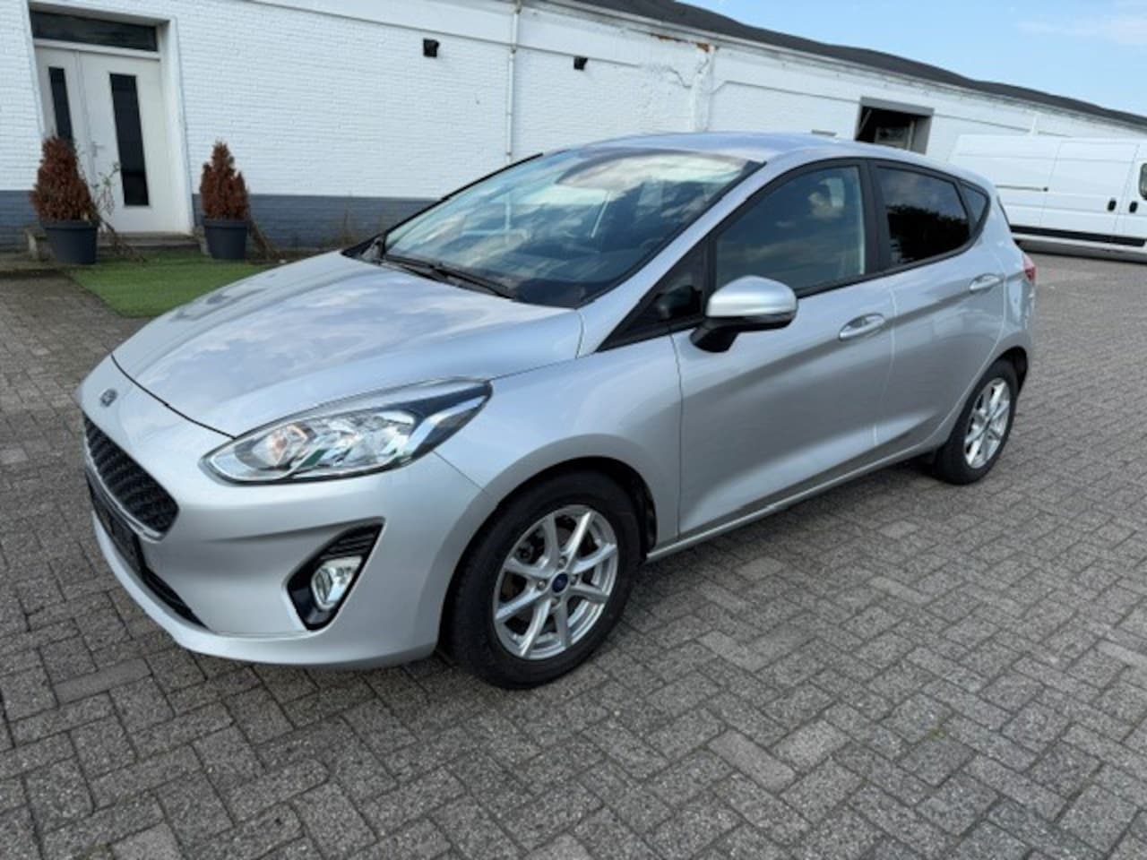 Ford Fiesta - 1.0 EcoBoost Automaat Nw Distributie + Beurt - AutoWereld.nl