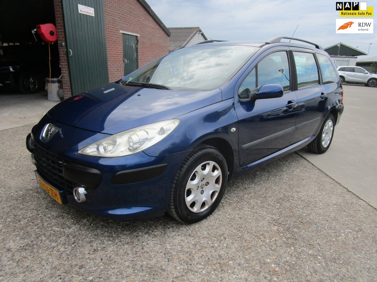 Peugeot 307 Break - 1.6-16V XT airco, trekhaak cv cruise, mooi - AutoWereld.nl