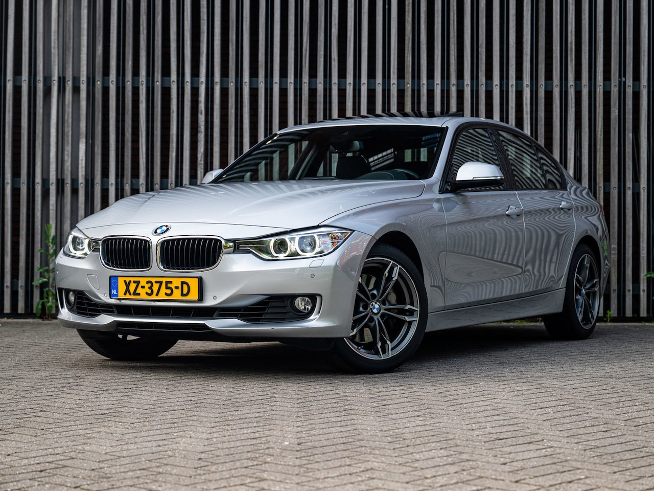 BMW 3-serie - 335i 306pk AUT. xDrive High-Exe. |Schuifdak|HUD|Xenon|Gr.Navi|Trekhaak|Camera|MemorySeat|C - AutoWereld.nl